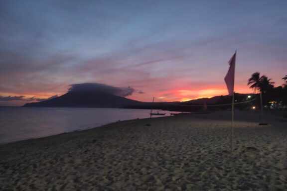 By the Beach. Torrijos, Marinduque.